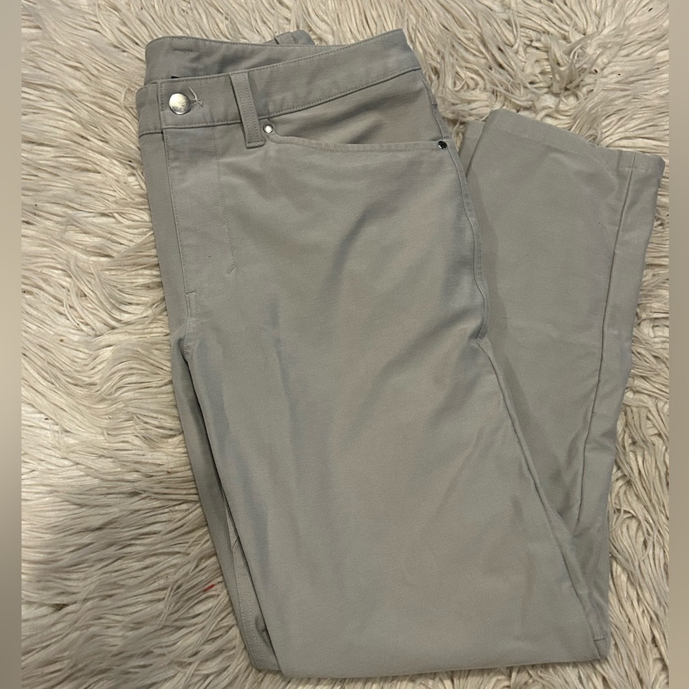 Lululemon Men’s ABC Pants(31waist)